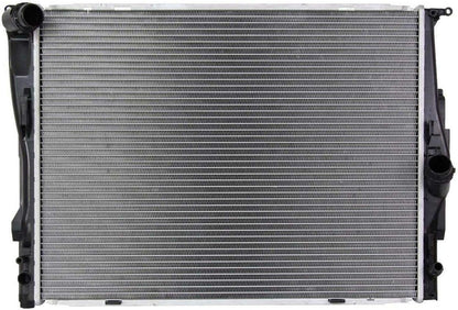 Aluminum Radiator | Compatible with Jeep WRANGLER 3.8 V6,2007-2009 | 22mm Core Thickness | Replaces CU2957
